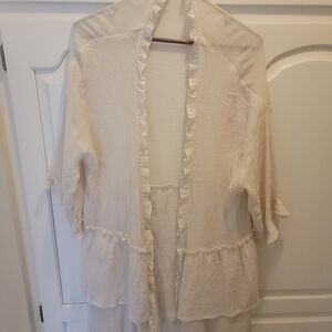 Easel Cream Ruffled Kimono